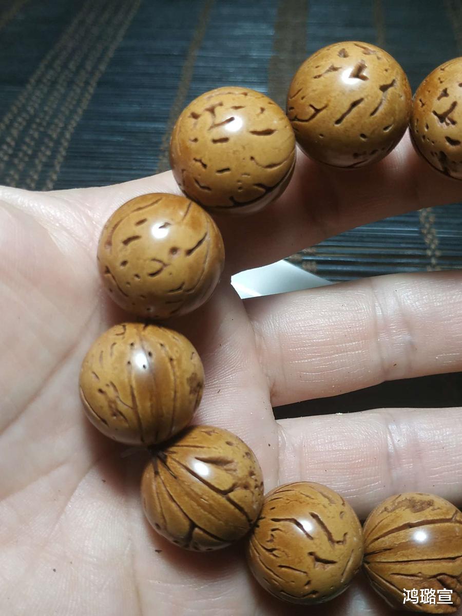 桃核|桃核如何盘玩?直接上手就行?错!这3点做不到是盘不好桃核的!