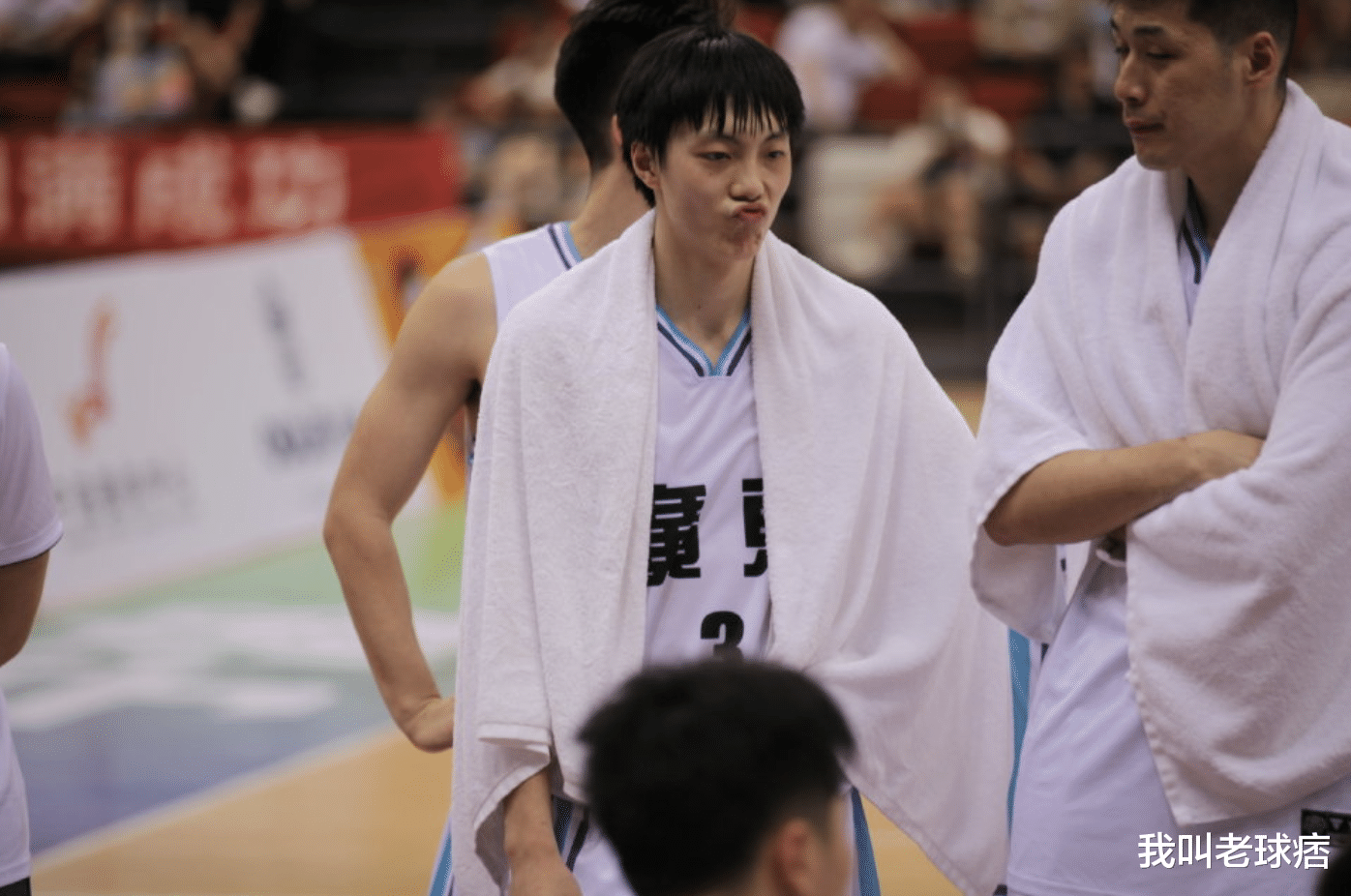 广东男篮|千万奖金分配曝光！广东队夺冠后分奖，胡明轩一夜暴富