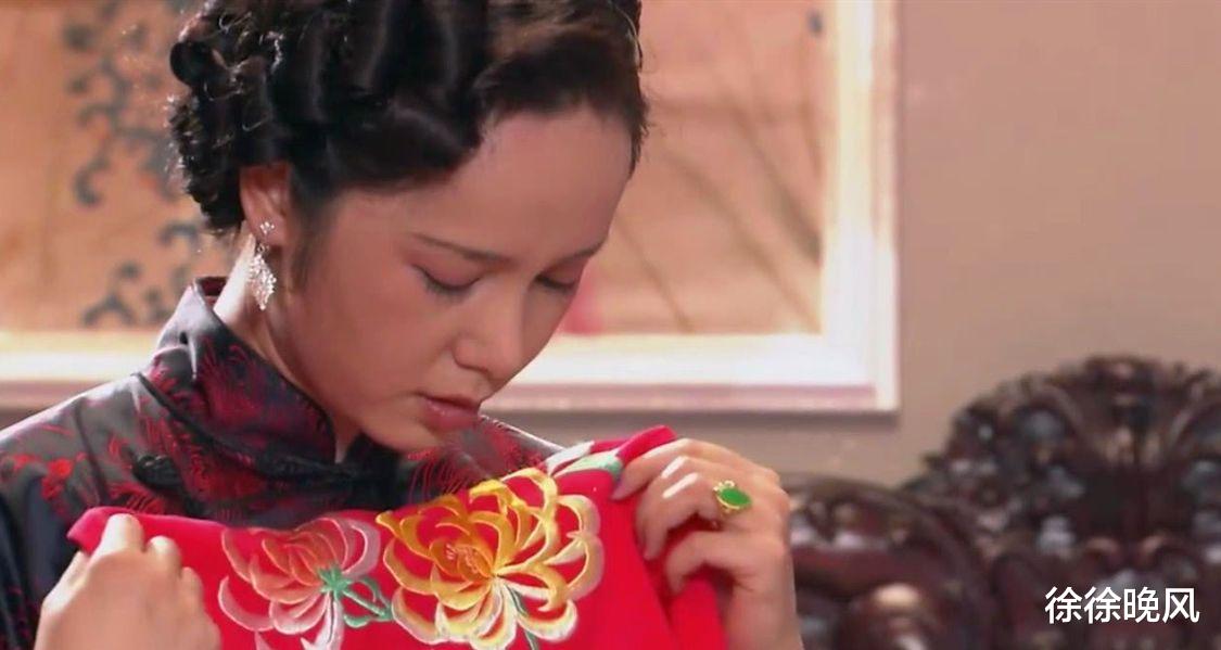 白玉婷|《大宅门》白玉婷曾对万筱菊爱的极卑微，再见面为何变得那么高傲