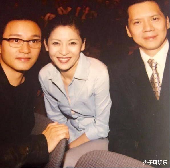 刘亦菲|刘亦菲与干爹各求所爱，黄晓明与干妈再无互动，为何都分道扬镳？