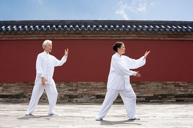 运动|老年人只能做低强度训练?别让传统的思想禁锢你变健康的步伐