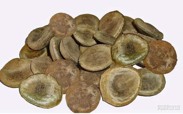 中药|中药“国老”甘草有何功效？为何很多人吃它，很多方剂中有它？