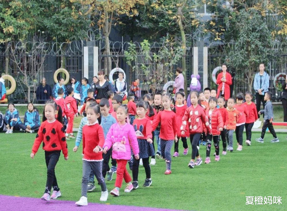 夏橙妈咪|民办幼儿园到底怎么了?多地民办园招生“遇冷”,原因值得深思