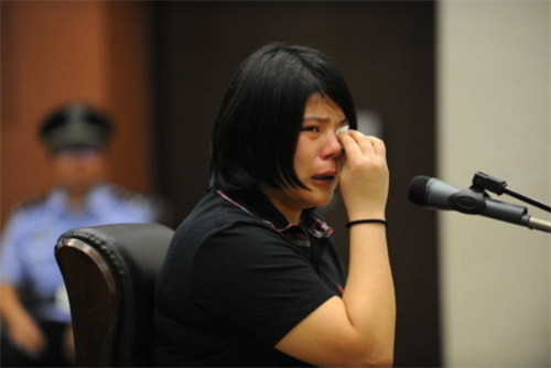 南京一女子为出去玩乐,将2个女儿锁家中饿死,人性险恶超出想象