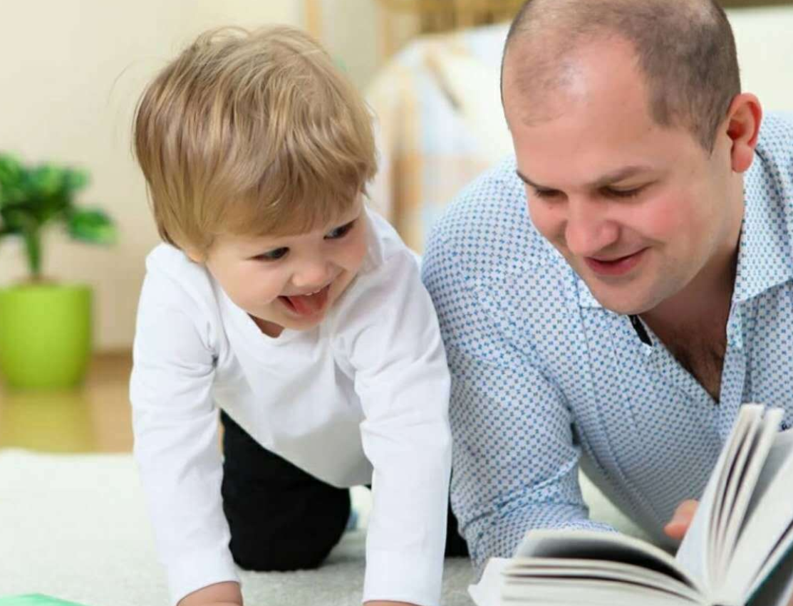 蔷薇妈妈育儿记|爱孩子就请不要控制他，家长努力做到以下2点，孩子会越变越好