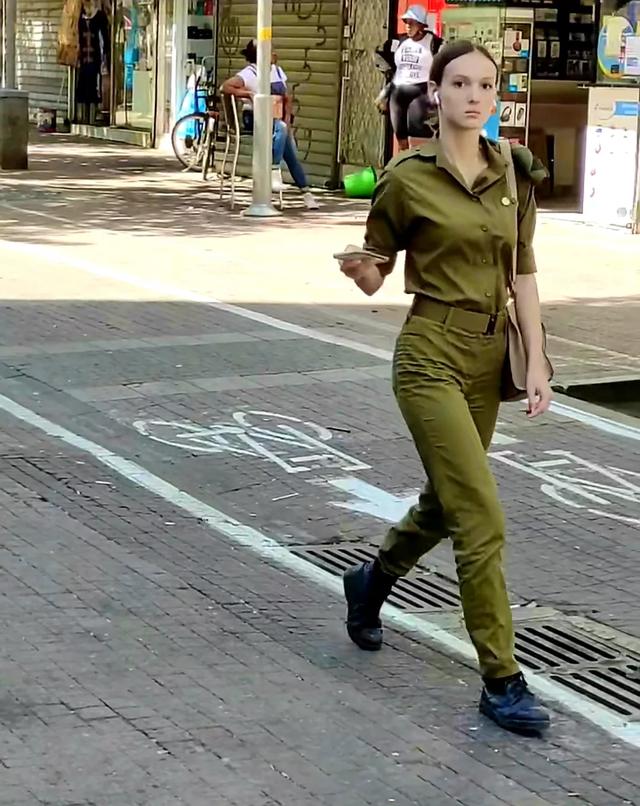以色列：模特范的女兵，背後是“亞洲老三”的實力！-圖2
