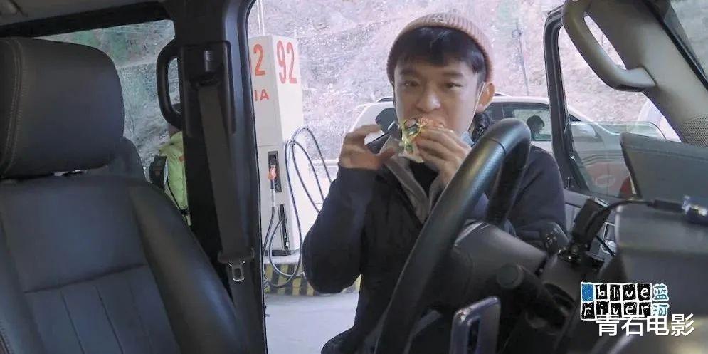 王俊凯|这档节目好真实，三个小鲜肉的泡澡，彻底打碎了我对男明星的幻想