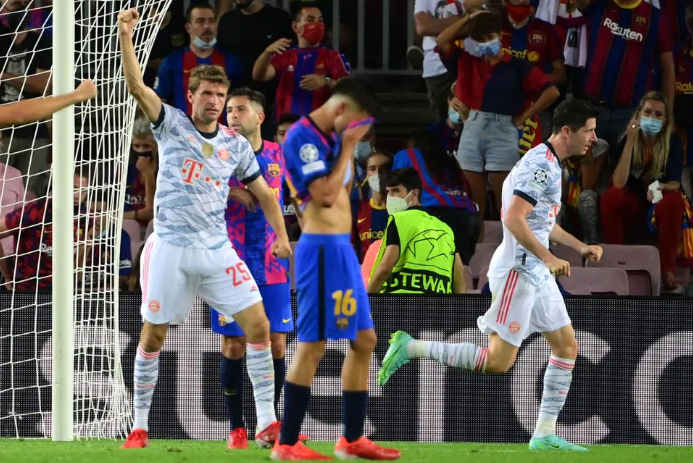 刘华体会讲体育课|巴萨五大耻辱纪录曝光：17年来首次0射正 诺伊尔一镜头羞辱科曼