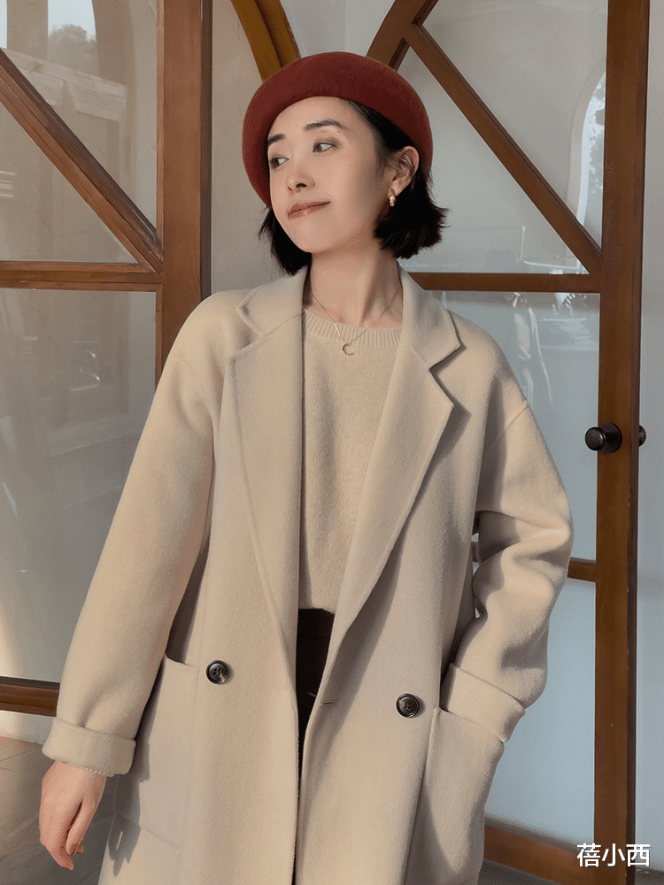 蓓小西 干货!大衣的高级“穿搭套路”,40岁女人就要这么搭,谁穿谁好看