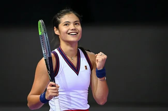 那些你很冒险的梦 三盘赢下美网之后巡回赛首胜，拉杜卡努的考验才刚开始？