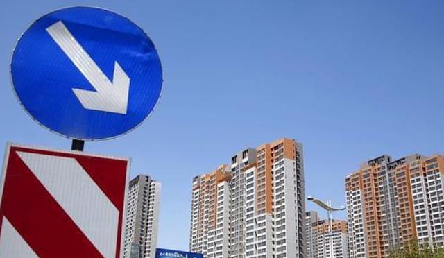 小超侃事|曾以拥有纯种为荣，如今成野狗，炙手可热的藏獒为何被“弃养”？