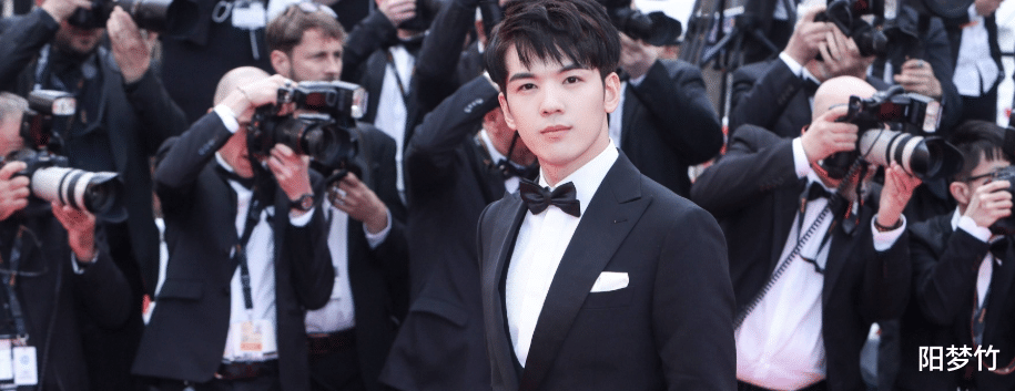 明星|当红明星跌下神坛,从追捧到唾弃只需要这样做!毁掉事业其实容易