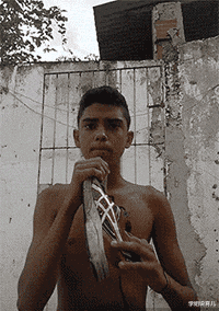 学姐说育儿|兄弟,不要以为关上车窗就能为所欲为了,我在外面都看见了