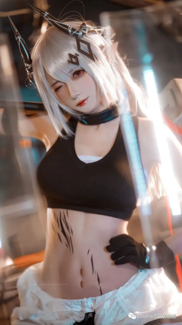 明日方舟|cos：明日方舟cos正片?泥岩精二@阳炎型