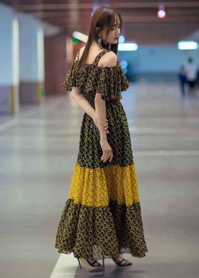 空气刘海|陈乔恩终于换对发型！长直发配空气刘海甜美似少女，哪里像40岁？