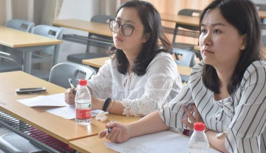 求职|文科专业的“四大天坑”，看起来前途无量，实则“毕业即失业”