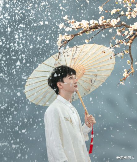 韩红|孙楠、周深合唱《中国加油歌》上线，高亢与温柔融为一体，好听！