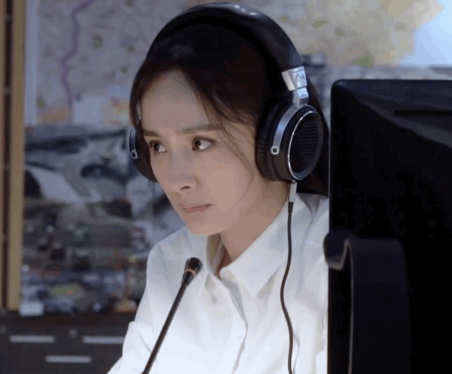 贾玲|如今“热度”女演员大洗牌，贾玲空降第3，收视女王又回归了！