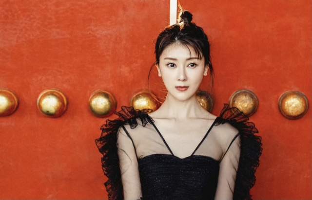 甘薇|一妈拖三娃，贾跃亭前妻甘薇频繁分享励志鸡汤，孩子们越长越像爸