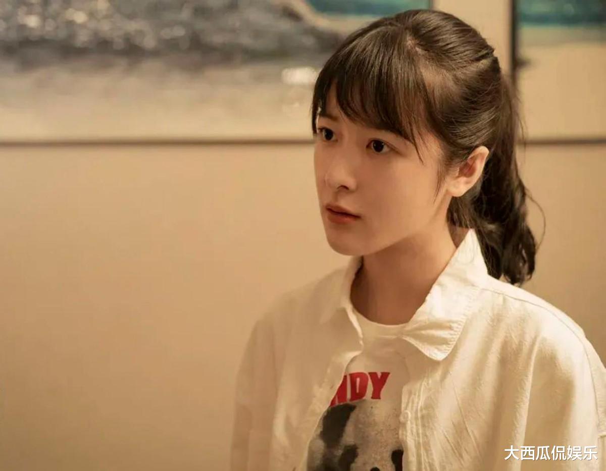 赵露思|赵露思新剧将袭，二搭“国民弟弟”，看清主演阵容：熬夜追剧