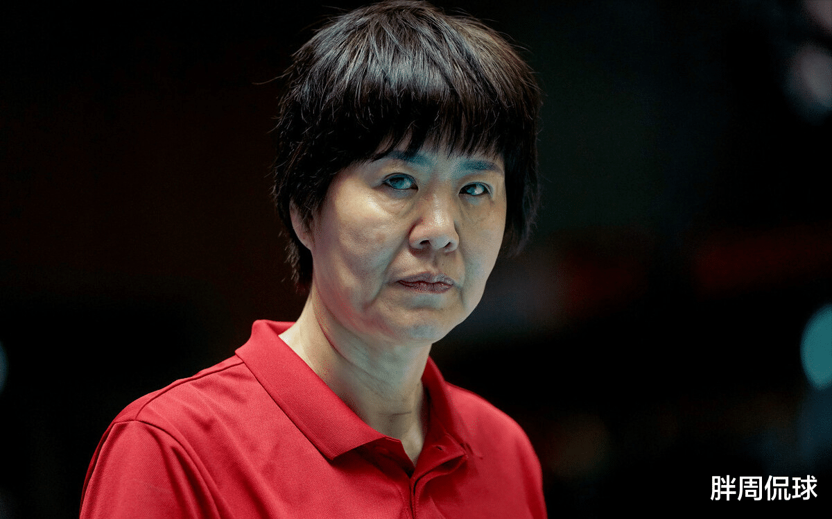 朱婷|郎平突收坏消息！朱婷曝伤病隐患，中国女排奥运卫冕遇难题