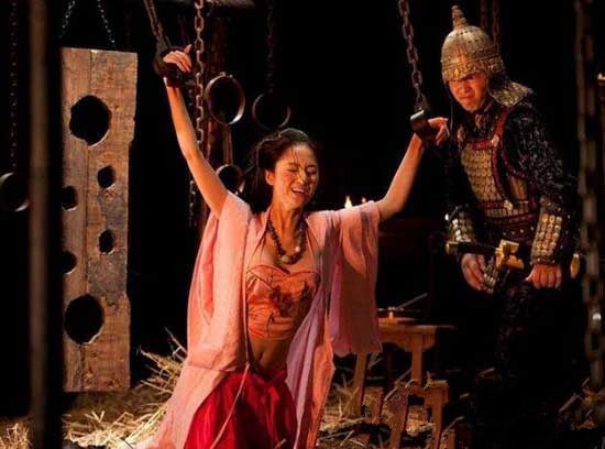 历史揭秘|古代女子被俘后，为何不选择逃跑或反抗？而是任人摆布