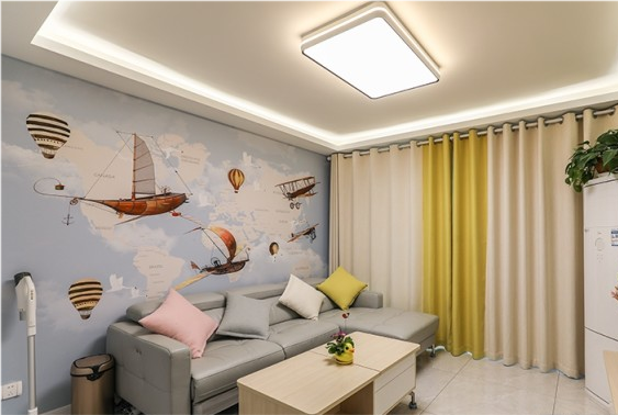 80平原木色北欧风二居室，整个空间动静结合干净、简单、清爽