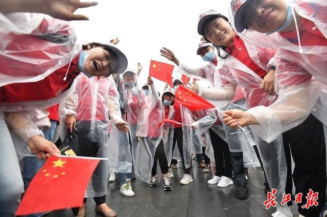 长江日报 徒步东湖绿道   行摄武汉