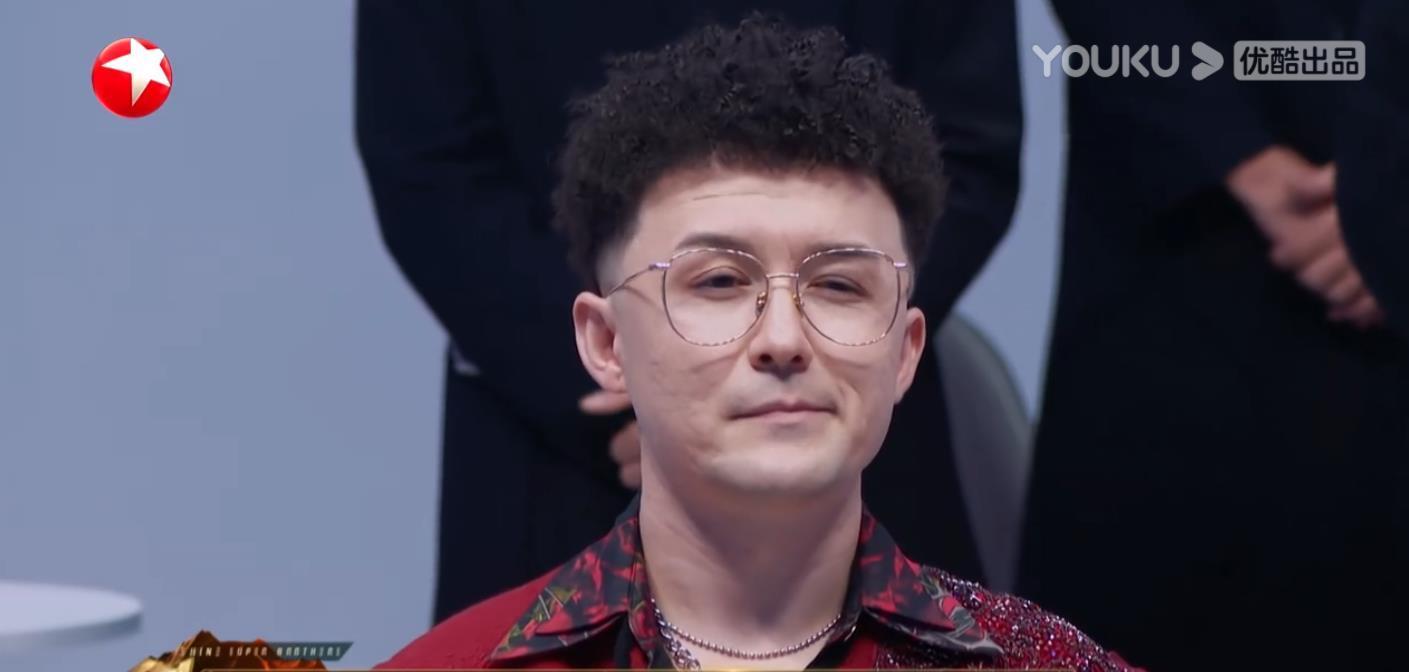 欧美明星|《追光吧》一公舞台完美落幕，吴建豪断层第一，那吾克热惨遭淘汰