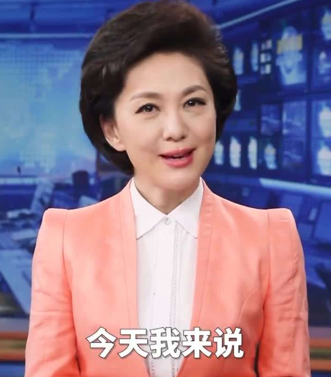 海霞|央视国脸海霞：27年主持零失误，嫁大11岁清华教授，活成人生赢家