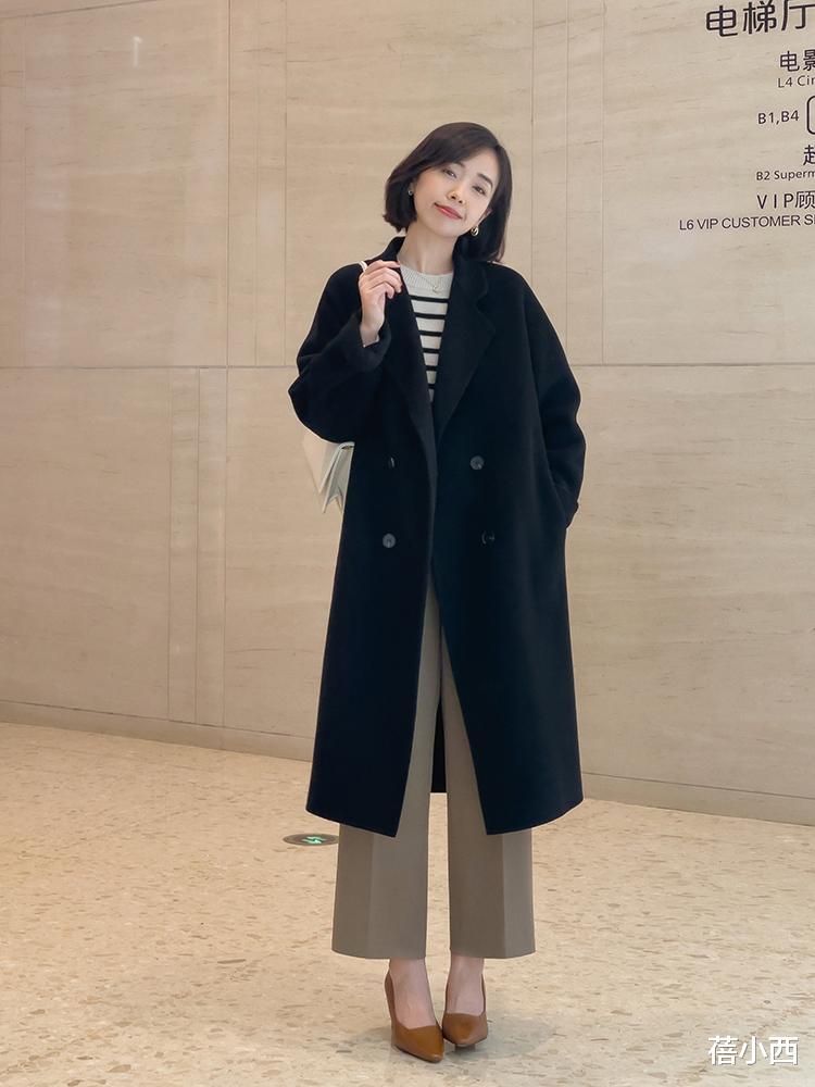 蓓小西 梨形身材女生秋冬必备3件套，针织衫、半身裙、大衣，帮你选好了