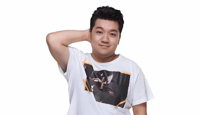 尤浩然|还记得《家有儿女》小雨吗？3次考进北影，今瘦身成功帅到不敢认