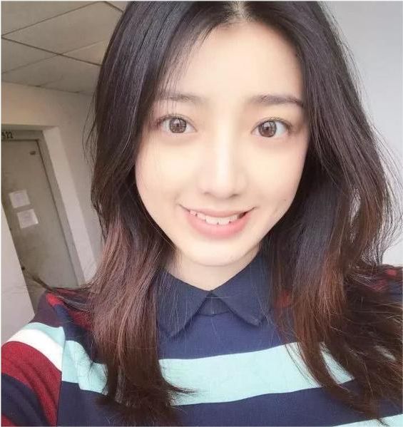 古力娜扎 建议女人：睡前保持这3个“好习惯”，皮肤好的令人羡慕，素颜也好看