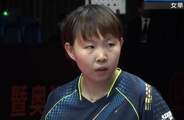 刘诗雯|4：0！卫冕冠军击垮刘诗雯，世界第一两个悬念，刘国梁哭笑不得