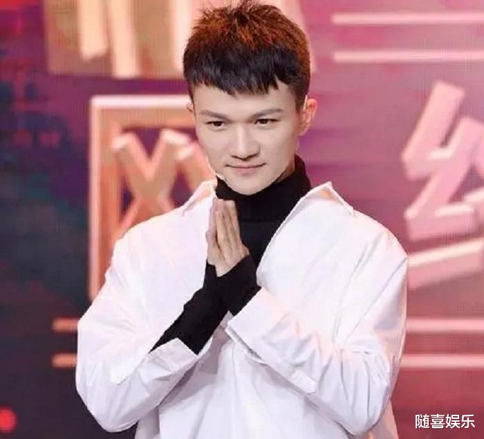 周深|听了周深，翻出齐秦：有人尖叫有人流泪