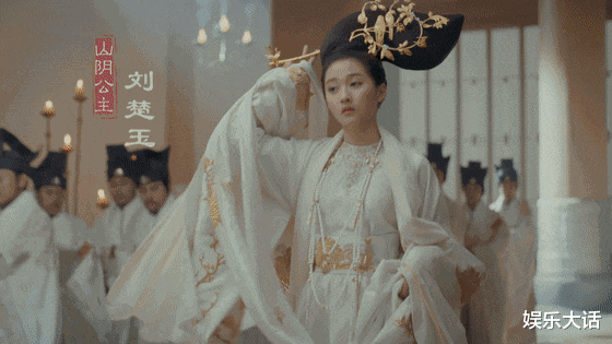 关晓彤|这5年演技翻车的7位“戏骨”，各有各的浮夸，没有一人能甩锅编剧