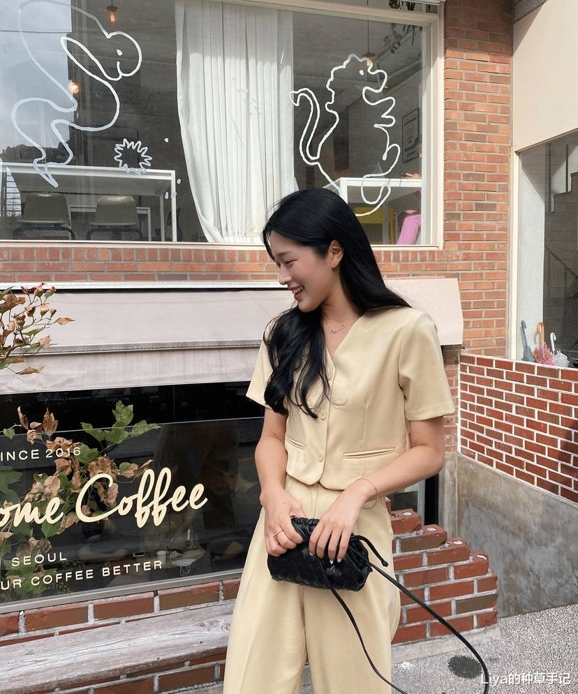 Liya的种草手记|拒绝乱穿!早秋“成套穿”正流行