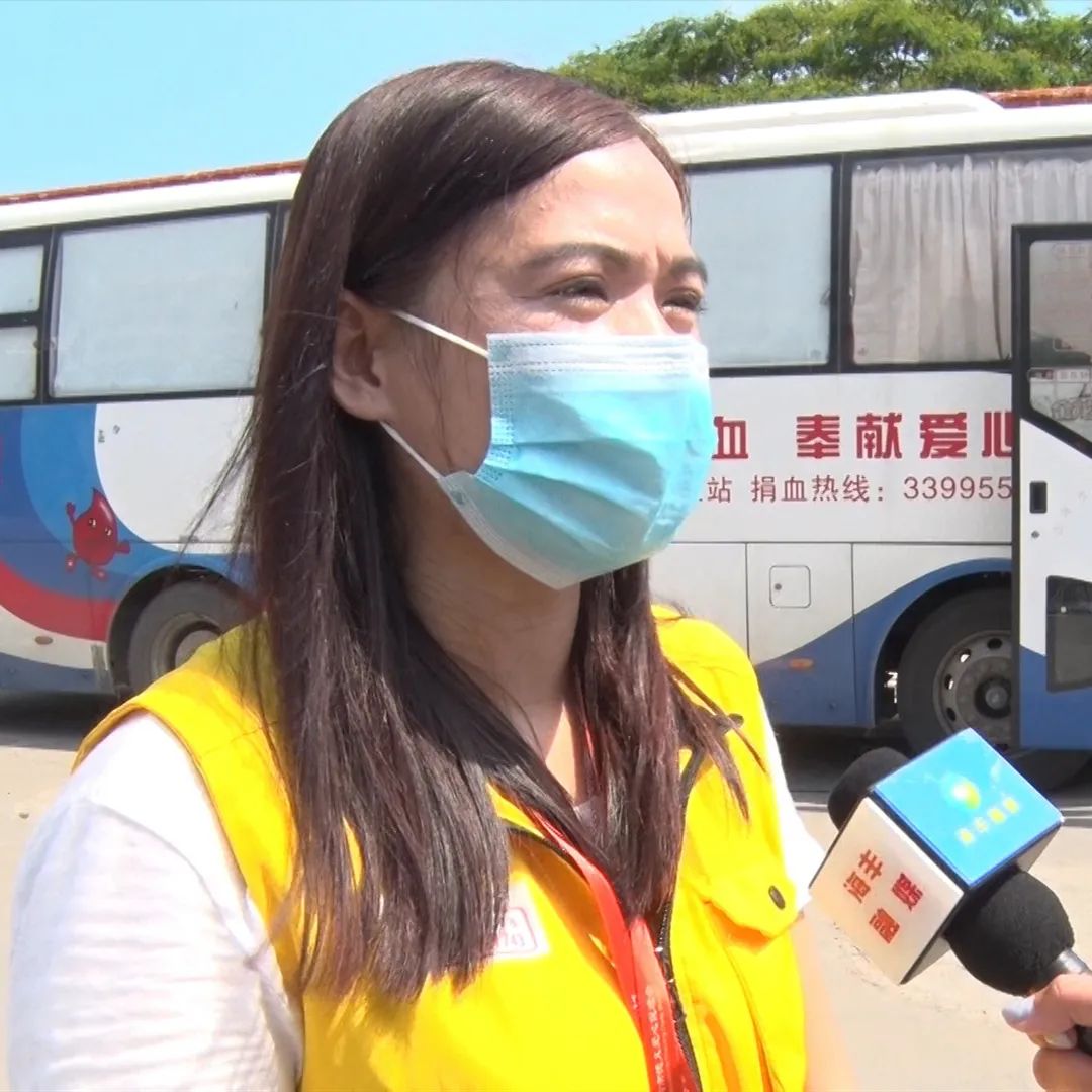 汕尾那些事 海丰彭湃中学大门前,为生命“加油”!