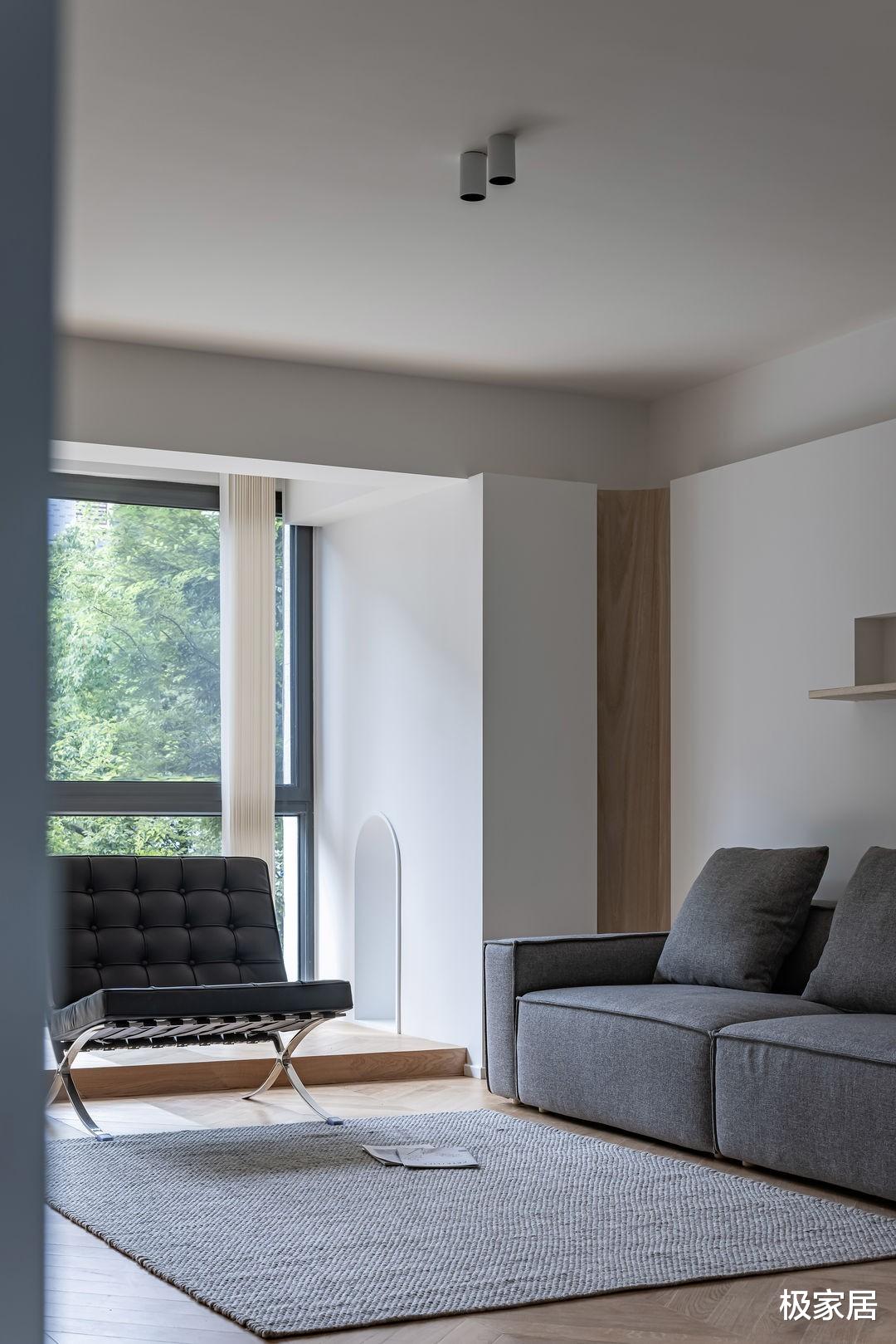 用阳光打造自然温馨之家，一家人独享安逸时光，处处充满爱意