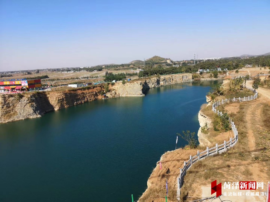 牡丹晚报 五一小长假旅游业火爆，菏泽直飞西安、厦门航线受青睐