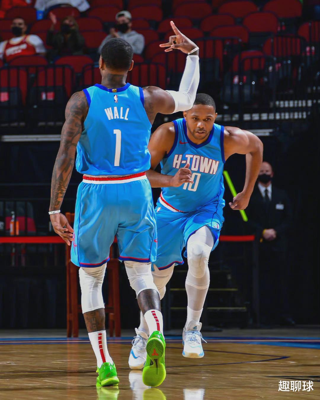 詹姆斯·哈登|哈登真毒瘤？火箭6连胜后攀升至第8，为何突然爆发？苏群一针见血