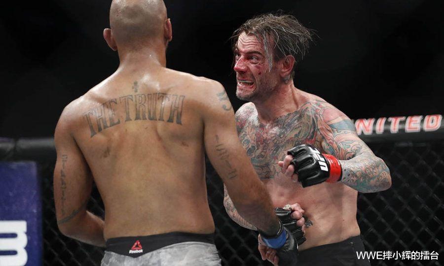 wwe|真的真香吗? 前WWE冠军CM朋克宣布将参加2021年皇家大赛!