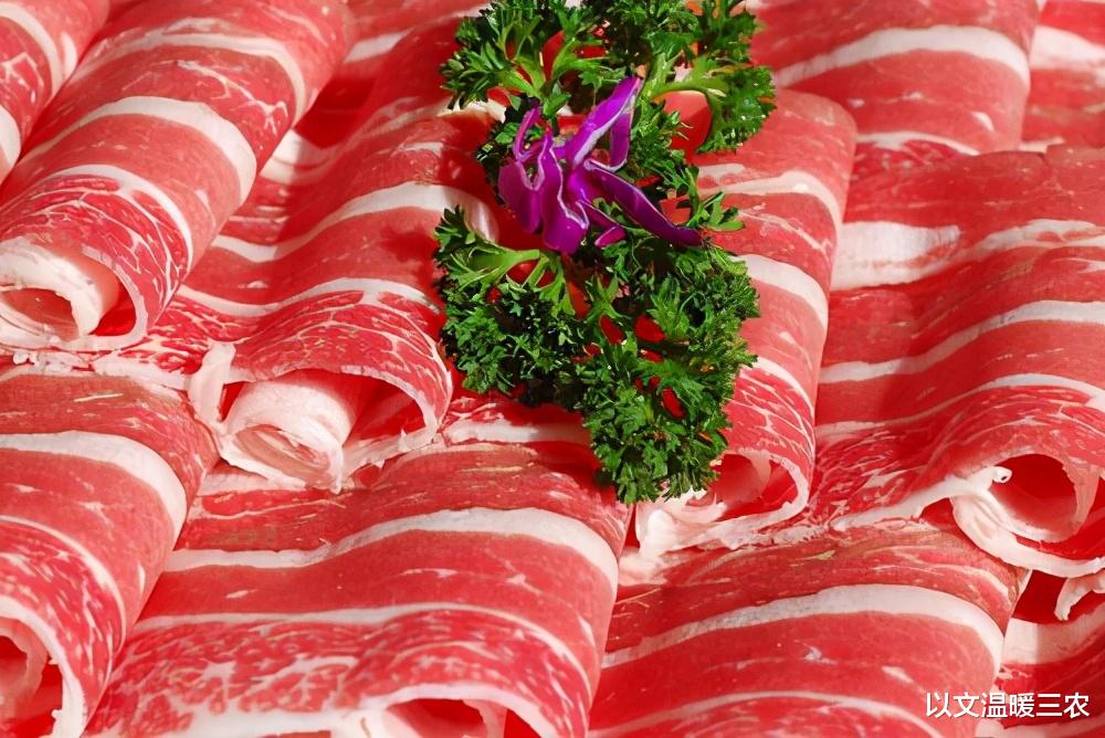 以文温暖三农 春节临近，猪肉和鸡蛋下跌，牛羊肉却迎来上涨，是什么原因