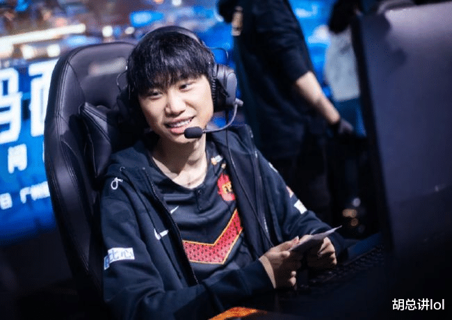 Uzi|LOL:Doinb爆料Uzi春季赛上场,RNG官宣前WE打野加入战队,起飞