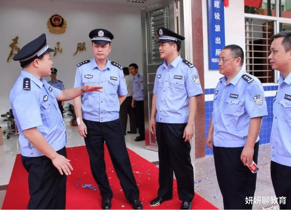 辅警|“年薪制辅警”首次招聘，薪资赶超公务员，工作期满可转事业编