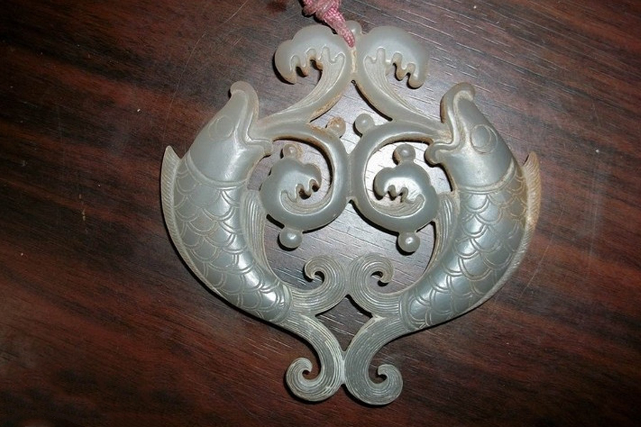 科学家 出自大漠深处，传说能穿越时空，神秘的双鱼玉佩竟然真的存在？