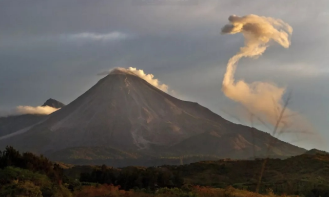 霍金 2600年后地球将不适合人类居住？霍金警告人类离开地球，为什么？