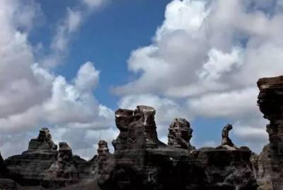 舜网 懒人神操作!机智的大爷难道整容了