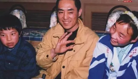 魏敏芝|13岁喂猪，一夜爆红后被张艺谋劝退的“最丑谋女郎”魏敏芝，如今变成了这样