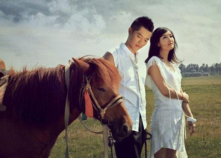 凤凰传奇|两人搭档23年仍未结为夫妻，现一个投资负债累累，一个年入千万